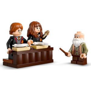 LEGO Harry Potter: Castillo de Hogwarts™ Clase de Encantamientos (76442) - Imagen 4