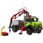LEGO Technic: Mercedes-Benz Unimog U 5023 con Grúa (42242) - Imagen 2